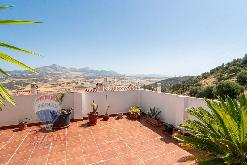 Foto eb173ac0-571d-4b85-b27d-4b6bda0081ef. Casa amb aparcament a Casabermeja