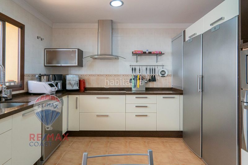 Foto f07874e6-8c47-4157-a57d-e9585985e4d0. Casa amb aparcament a Casabermeja