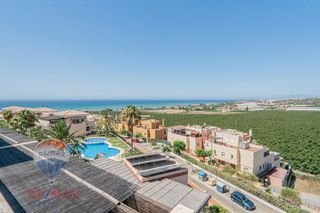 Location Attique à Almayate Bajo. Espectacular ático dúplex en alquiler de septiembre a junio en v