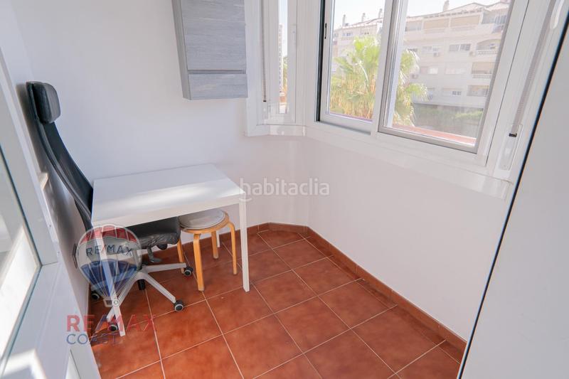Foto 8181229a-de05-4e98-8e0a-ae3bc47aac3e. Flat with parking pool in El Consul - Ciudad Universitaria - El Romeral Málaga