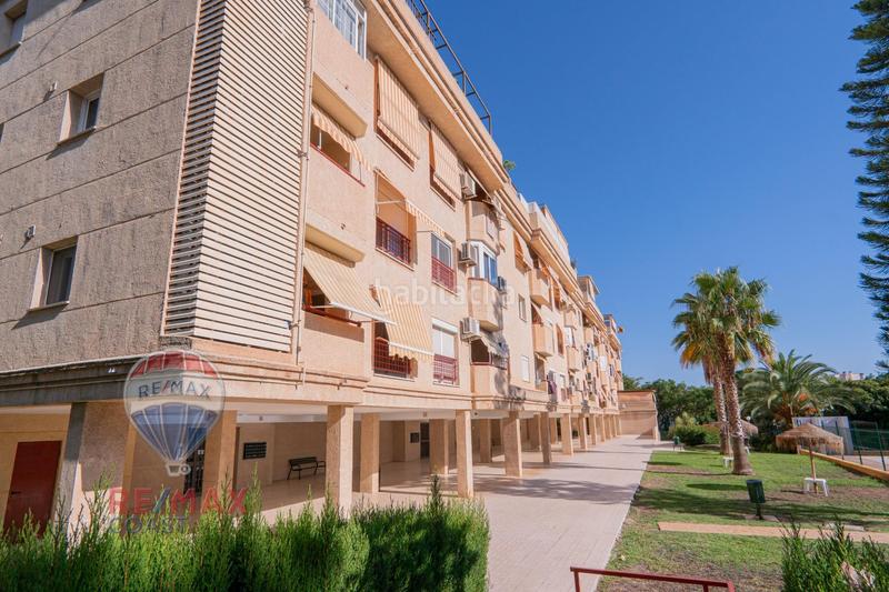 Foto a44efe04-8348-44fa-963e-47a11da94d7b. Flat with parking pool in El Consul - Ciudad Universitaria - El Romeral Málaga