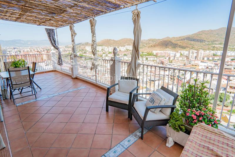 Foto 4ce36193-cd82-4343-ae96-1242cbd8d9cd. Chalet magnifico chalet en venta en mangas verdes en Málaga