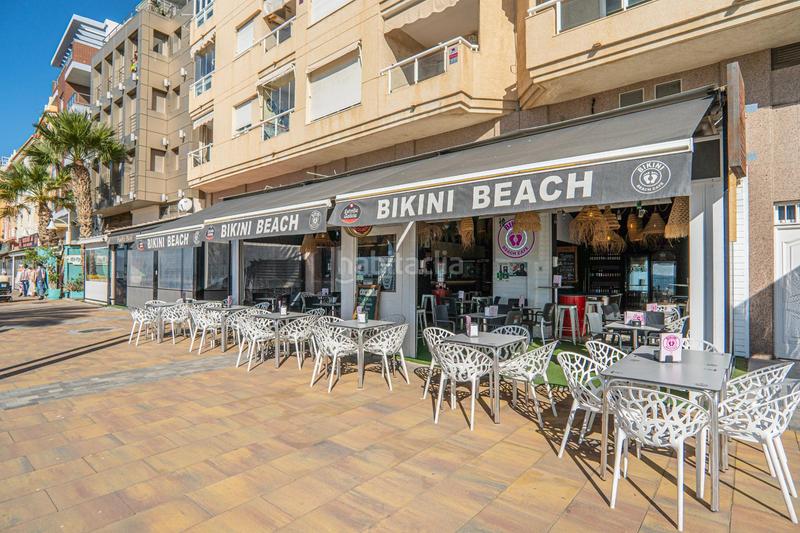 Foto 39a960c7-c327-4b47-a37e-2357a3c3ff80. Alquiler local comercial paseo maritimo rincon de la victoria en Rincón de la Victoria