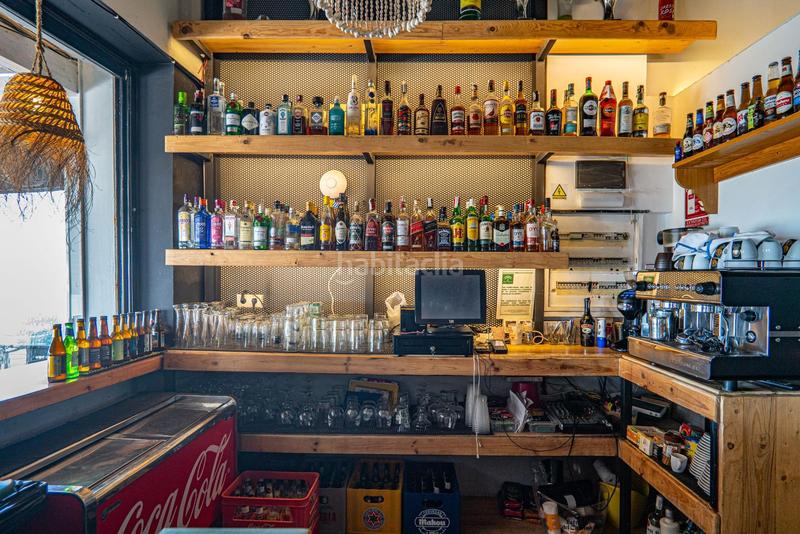 Foto ddc758f0-69bb-4434-9108-52bfea4e51ee. Alquiler local comercial paseo maritimo rincon de la victoria en Rincón de la Victoria