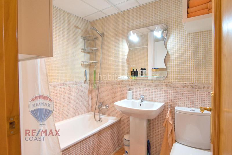 Foto 7cef7b4a-1b3d-4a0e-ada2-cc4f9540831a. Duplex avec parking dans Algarrobo Costa