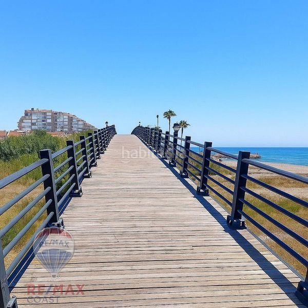 Foto a67ef77d-ee66-4ca8-91e3-733df4984ad9. Dúplex amb aparcament a Algarrobo Costa