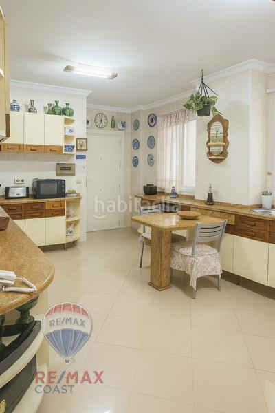 Foto 1071bb3a-65f8-4f78-b8b6-0cfa8390937f. Pis amb calefacció aparcament a Limonar Málaga