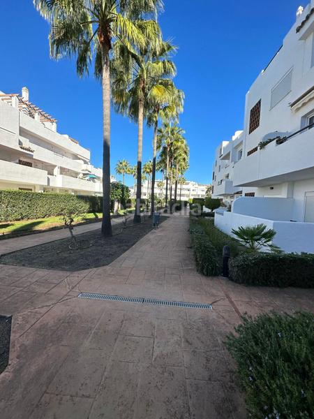 Foto 2fc7b4b1-2539-40dc-8696-ba3708a79215. Rent flat with parking pool in La Concha - Resina Golf Estepona