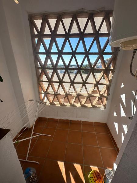 Foto 456575d0-0c50-43e6-b2c7-8285cec82ee8. Rent flat with parking pool in La Concha - Resina Golf Estepona