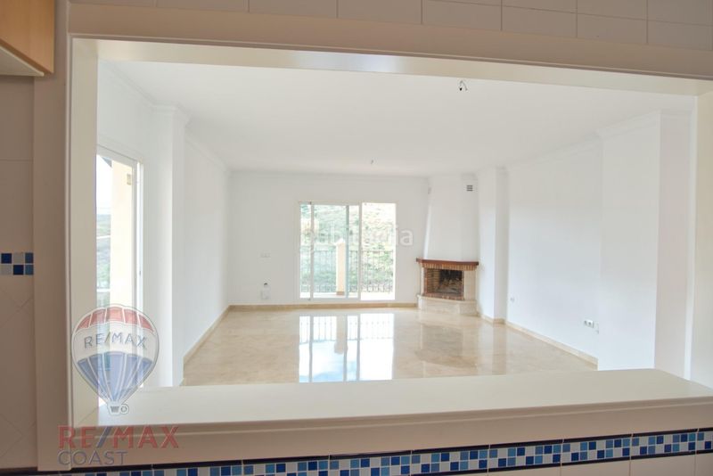 Foto 00f8deda-3557-4453-a043-41d4c4e089b8. Casa aparellada amb aparcament piscina a Mijas golf Mijas