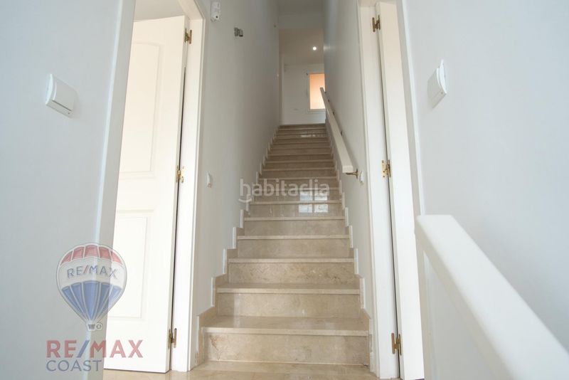 Foto 3da8559a-37e2-442c-bbba-7776c48e7a9c. Casa aparellada amb aparcament piscina a Mijas golf Mijas