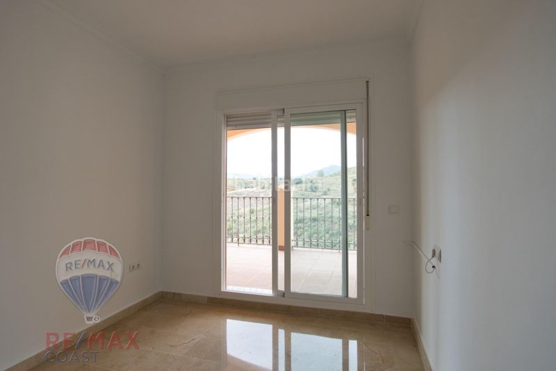 Foto 490180bb-58e9-4c95-a8ba-139685678517. Casa aparellada amb aparcament piscina a Mijas golf Mijas