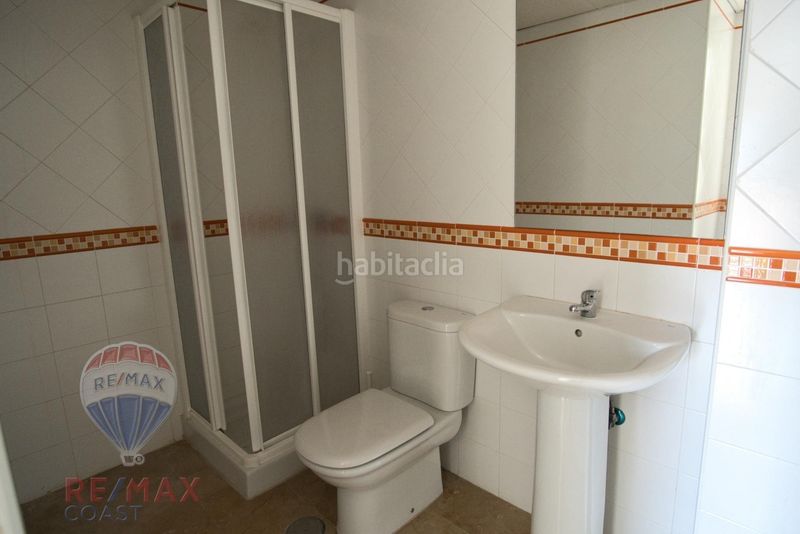 Foto 52ea8c0a-7fd4-4d5d-918c-016383066645. Casa aparellada amb aparcament piscina a Mijas golf Mijas