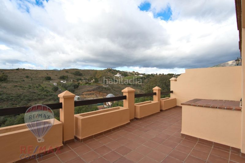 Foto b9f4d7b0-6b08-4a3e-84ff-4acba30756b6. Casa aparellada amb aparcament piscina a Mijas golf Mijas