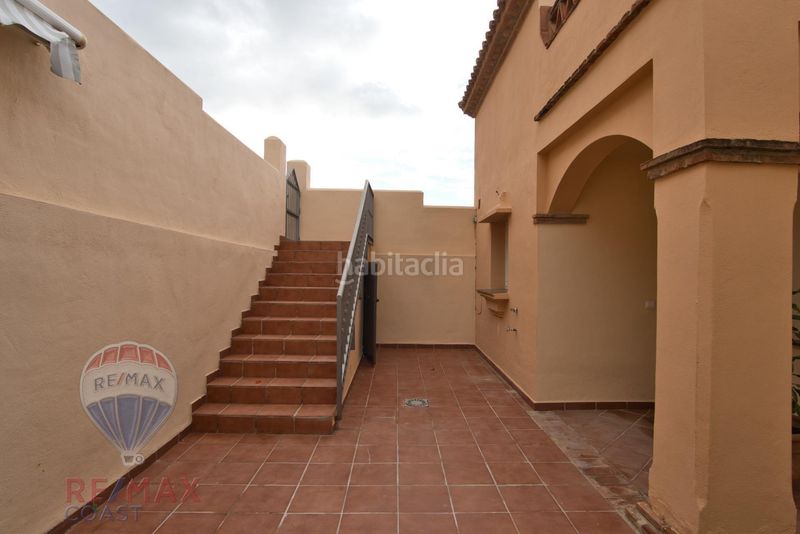 Foto df04a84f-e29b-42fa-b7f3-dacd170b16f2. Casa aparellada amb aparcament piscina a Mijas golf Mijas