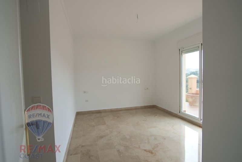 Foto e8df0adf-761d-47c2-873b-5a4ee0b9e7b1. Casa aparellada amb aparcament piscina a Mijas golf Mijas