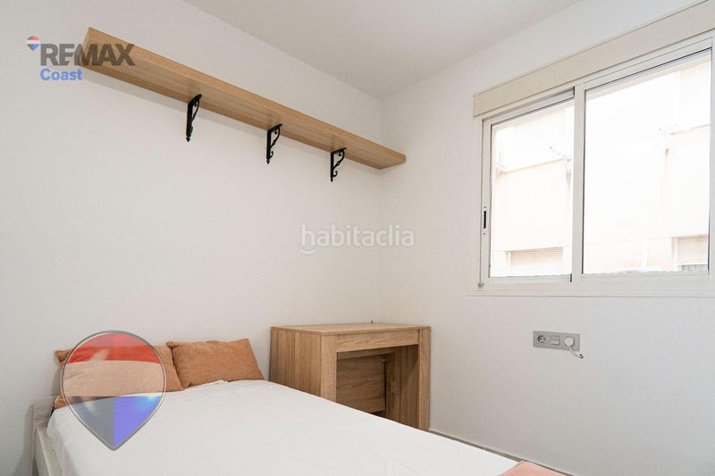Foto 2f6ca9bd-0ab7-42e3-9252-fd1ff2456071. Rent flat with parking in La Goleta - San Felipe Neri Málaga