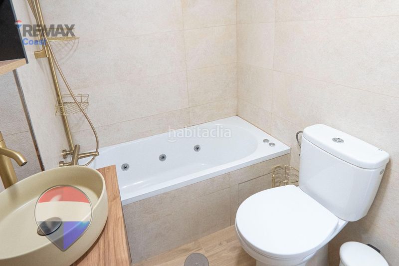 Foto c06660b4-d619-4d27-a795-d01573045cd4. Rent flat with parking in La Goleta - San Felipe Neri Málaga