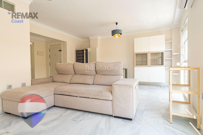 Foto fcfd8de3-d48f-4600-937c-dba82c36f748. Rent flat with parking in La Goleta - San Felipe Neri Málaga