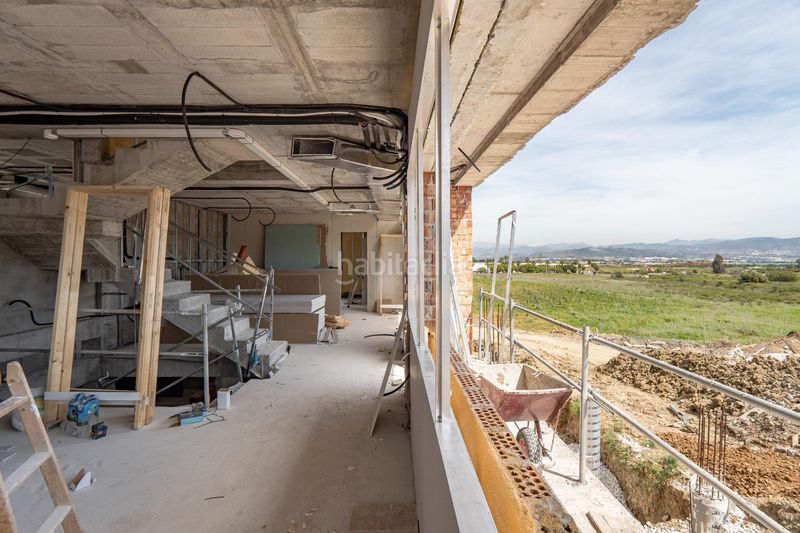 Foto 59f62b63-d21e-46a6-9432-17eb742c7f90. Casa bifamiliare con parcheggio piscina in Capellanía - Retamar Alhaurín de la Torre