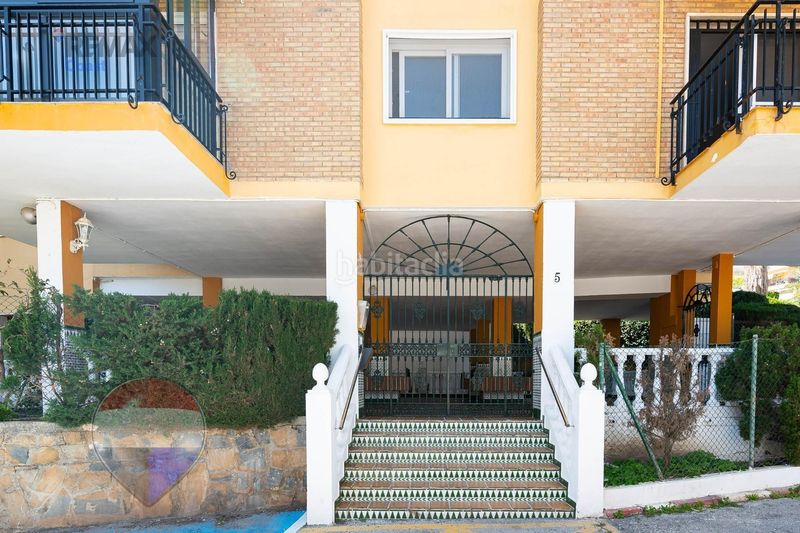 Foto 5ee843b4-472f-4bc0-9171-577c3815b510. Pis amb aparcament piscina a Playamar - Benyamina Torremolinos