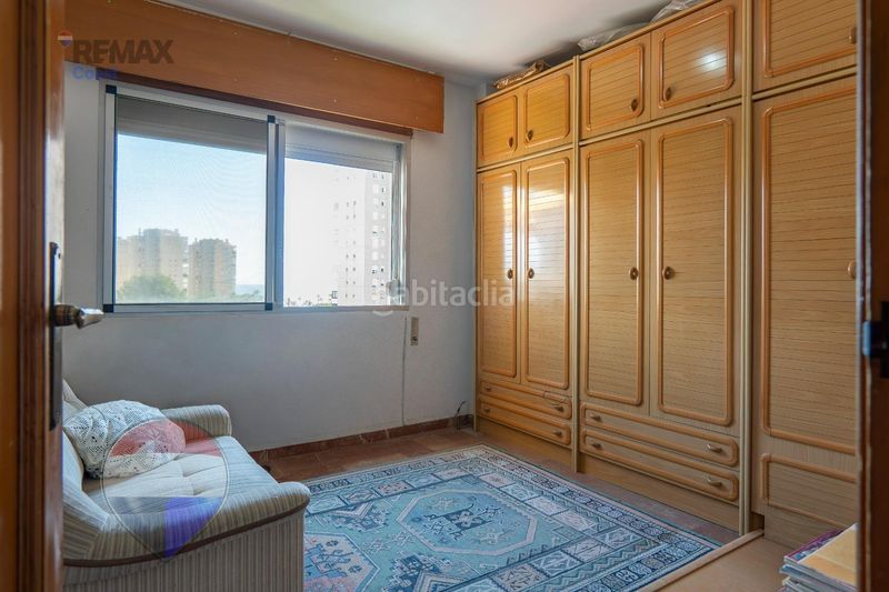 Foto db9e97c1-2d6c-4081-8fd2-7b9e8b37a64a. Pis amb aparcament piscina a Playamar - Benyamina Torremolinos