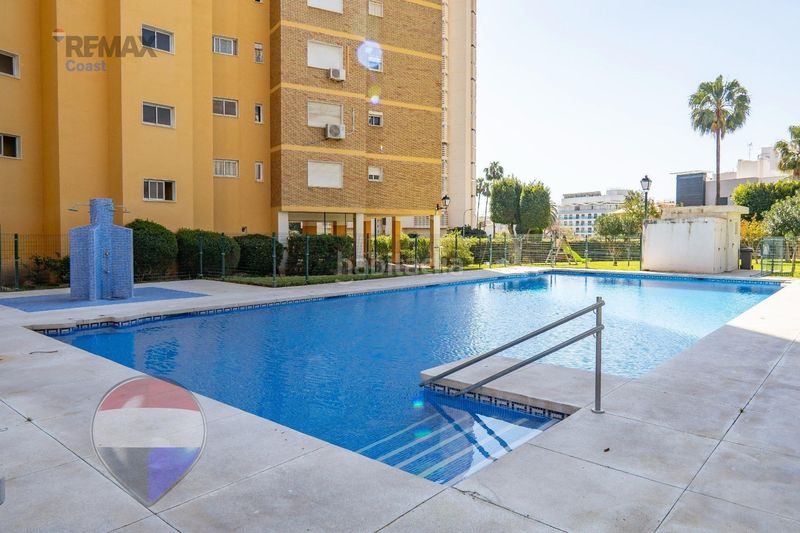 Foto f6158c24-f4b4-4bcf-a802-8ec034856d2a. Pis amb aparcament piscina a Playamar - Benyamina Torremolinos