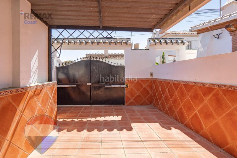 Foto 3278809c-9754-4925-84f9-ba55bf4c68fb. Xalet amb aparcament piscina a Cotomar Rincón de la Victoria