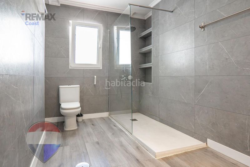 Foto a0387131-aa83-4091-9585-c9e3825fee5a. Xalet amb aparcament piscina a Cotomar Rincón de la Victoria