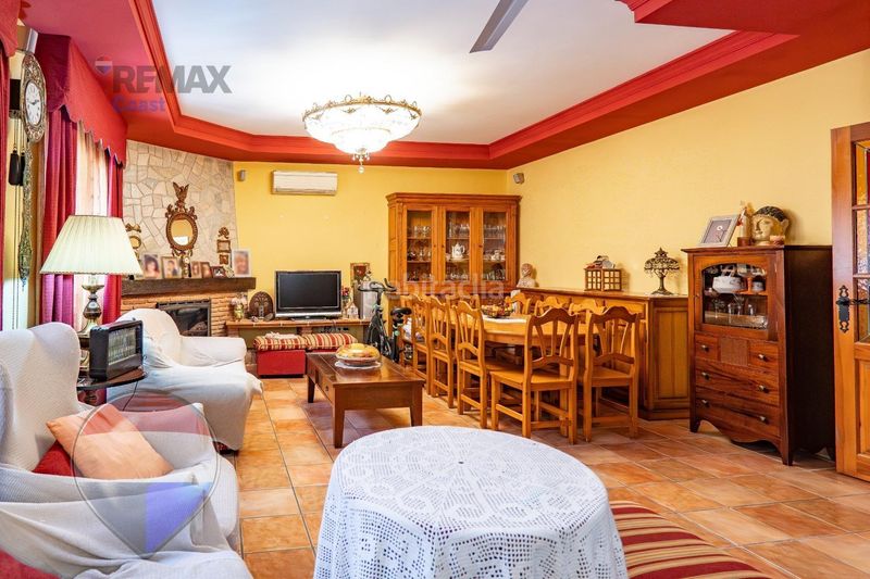 Foto cbdde7e9-3b3b-4a7a-ae5f-8c58c35806e5. Xalet a Olletas - Sierra Blanquilla Málaga