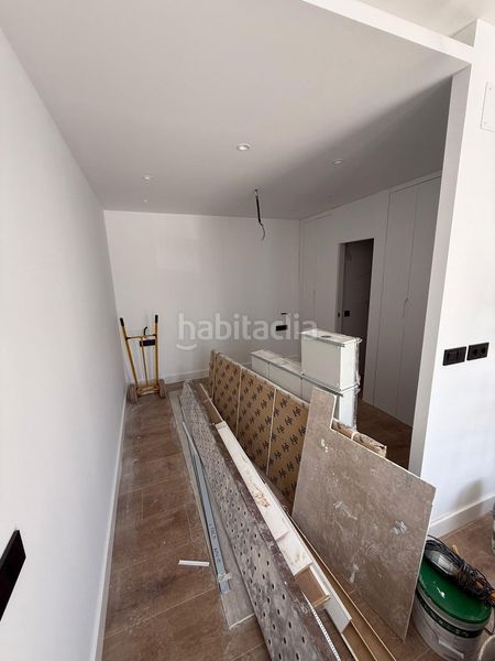 Foto b9833813-2108-45ed-b879-7ff791b76747. Edifici a El Bajondillo Torremolinos