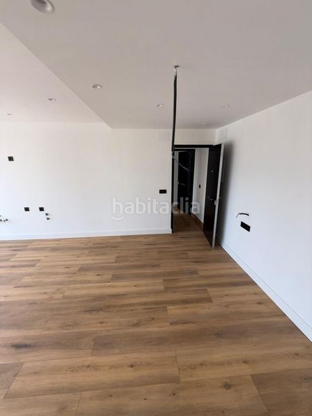 Foto e83ce2b6-1c9b-4a41-9aa8-a561e247ef7f. Edifici a El Bajondillo Torremolinos
