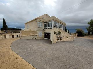 Chalet in Relleu