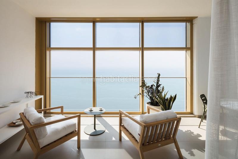 Foto 3f0aca0d-83a7-44f4-9174-988d08d14327. Apartament amb calefacció aparcament piscina a Playa Poniente Benidorm