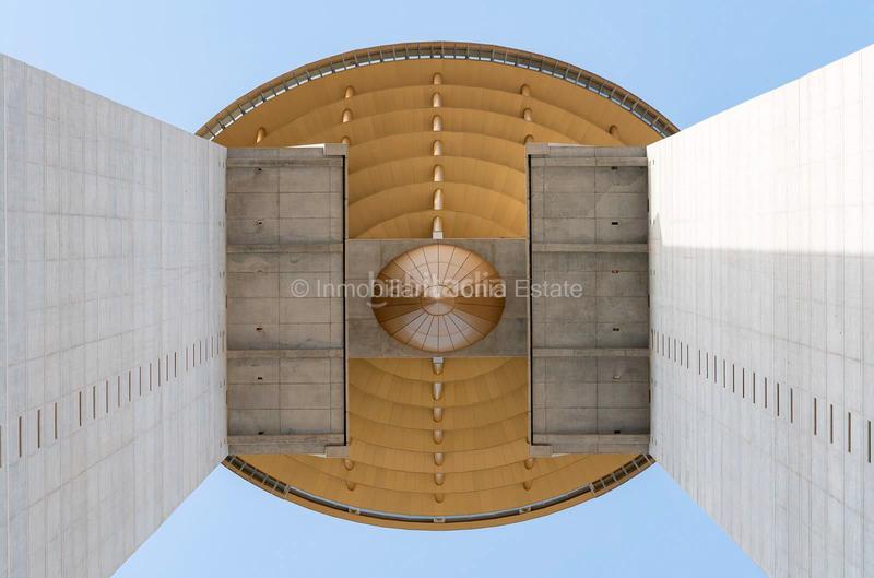 Foto 8b36fad8-f03a-44a0-87c6-6fe4ec6469db. Apartament amb calefacció aparcament piscina a Playa Poniente Benidorm