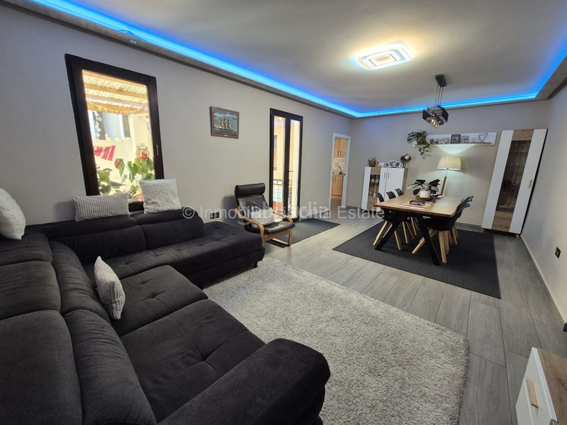 Foto f1d86ffd-3cbe-4d40-8d6c-9312a0a27055. Apartament amb calefacció piscina a Centro Urbano Vila Joiosa (la)