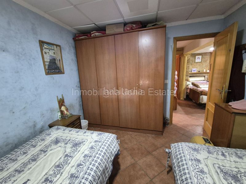 Foto a98d52ea-781b-42ad-b2c7-81e2a9af19be. Masia amb aparcament a Cárcer