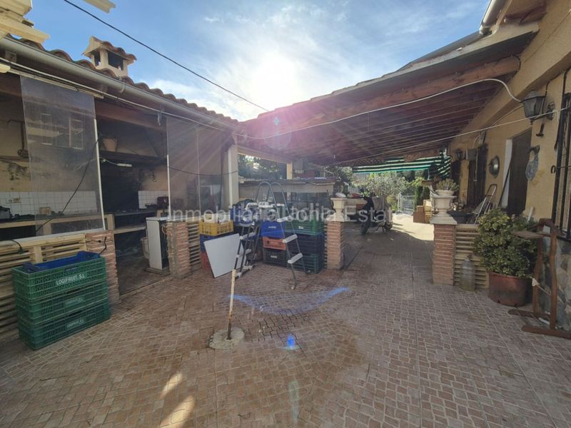 Foto c36189f4-18fa-48ab-968c-26fd17a562a2. Masia amb aparcament a Cárcer