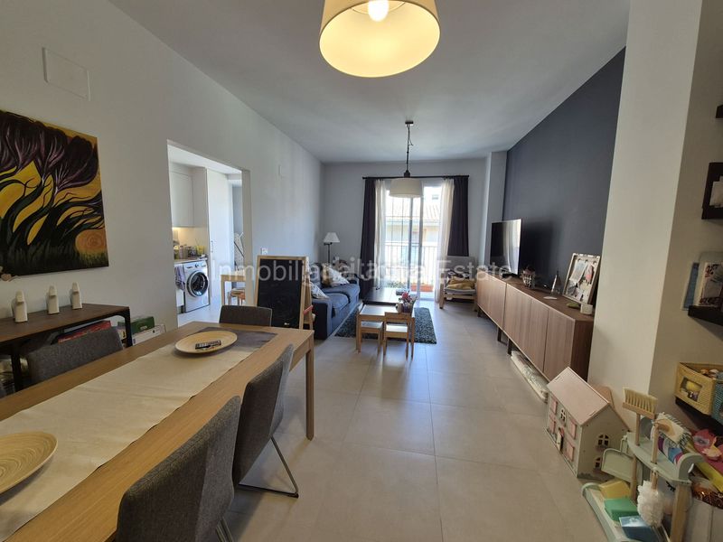 Foto 8e24f97e-737e-43bc-95fb-692458fa15b3. Apartament amb calefacció aparcament piscina a Centro Urbano Vila Joiosa (la)