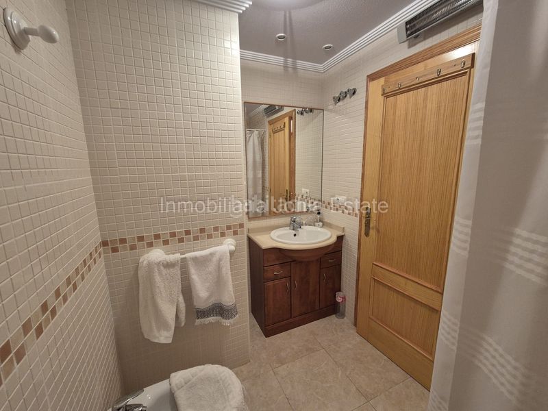 Foto 03ffb447-ff06-4d23-8291-2b4f9760b753. Apartament amb calefacció aparcament piscina a Platja de Vila Joiosa Vila Joiosa (la)