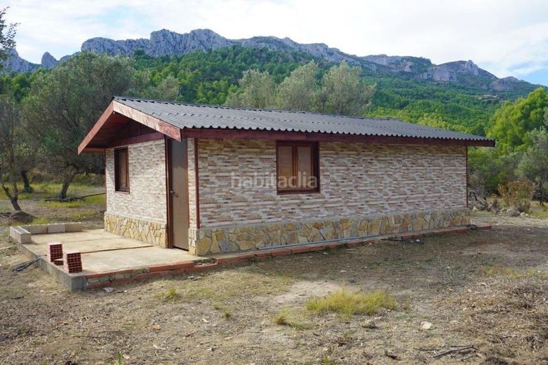 Foto 41f89b02-5f81-43cd-8fcf-85958d170b08. Finca rústica en Guadalest