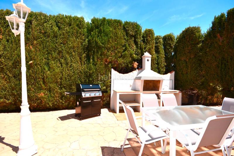 Foto 1d7da67d-0a60-4d39-864c-1bcfe6fb7bfc. Chalet avec parking piscine dans Oltamar - Cucarres Calp