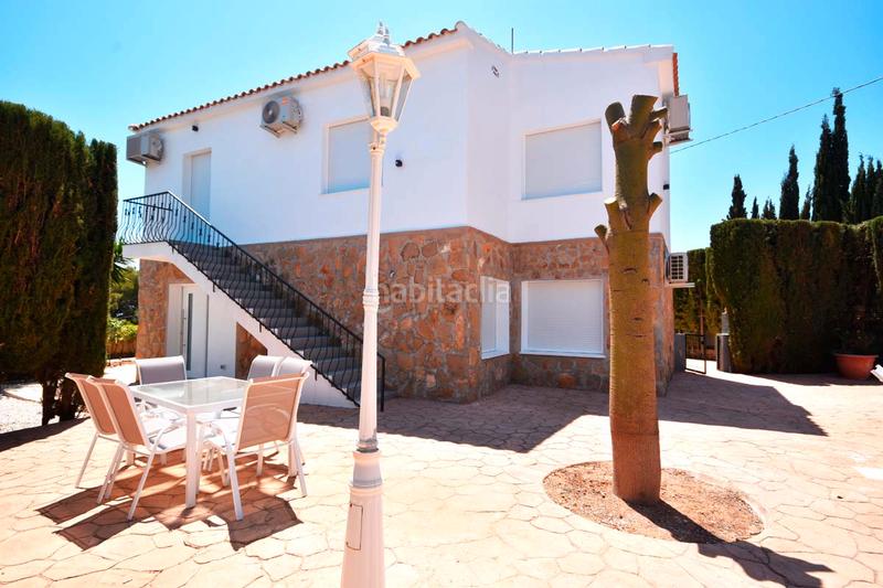 Foto c6e92cf1-8716-4662-8ff5-a540d7ec0c9d. Chalet avec parking piscine dans Oltamar - Cucarres Calp