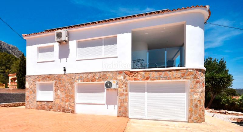Foto c7b551ca-72b0-4946-9849-70692f92000c. Chalet avec parking piscine dans Oltamar - Cucarres Calp