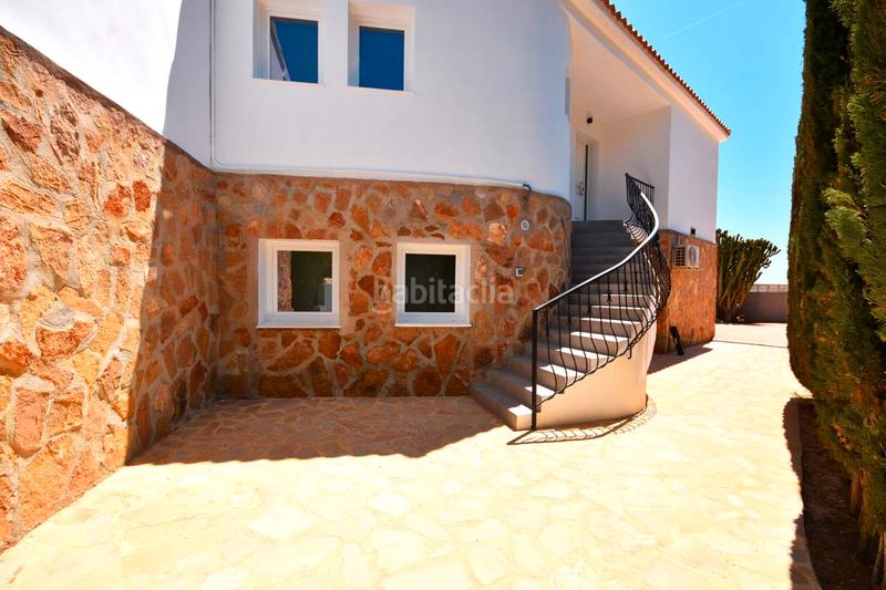 Foto e91483cf-b067-46f7-88b8-e16e8d931a14. Chalet avec parking piscine dans Oltamar - Cucarres Calp
