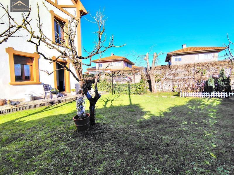 Foto 0961fbf0-846d-4184-a087-3fd7a61b61fd. Xalet amb calefacció aparcament piscina a Alisal - San Román Santander