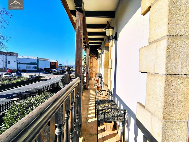 Foto 4aa7f9f4-af75-40fb-92ea-0e70ab3737d3. Xalet amb calefacció aparcament piscina a Alisal - San Román Santander