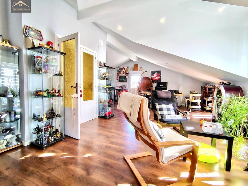 Foto 56327ebc-9c3b-42cc-87e5-b2ebca215f25. Xalet amb calefacció aparcament piscina a Alisal - San Román Santander