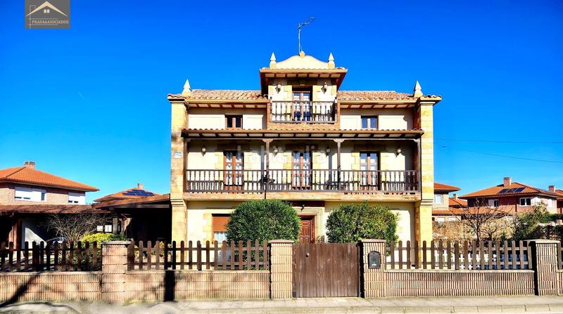Foto 7bee68e1-e582-453d-8aef-1cce1480d721. Xalet amb calefacció aparcament piscina a Alisal - San Román Santander