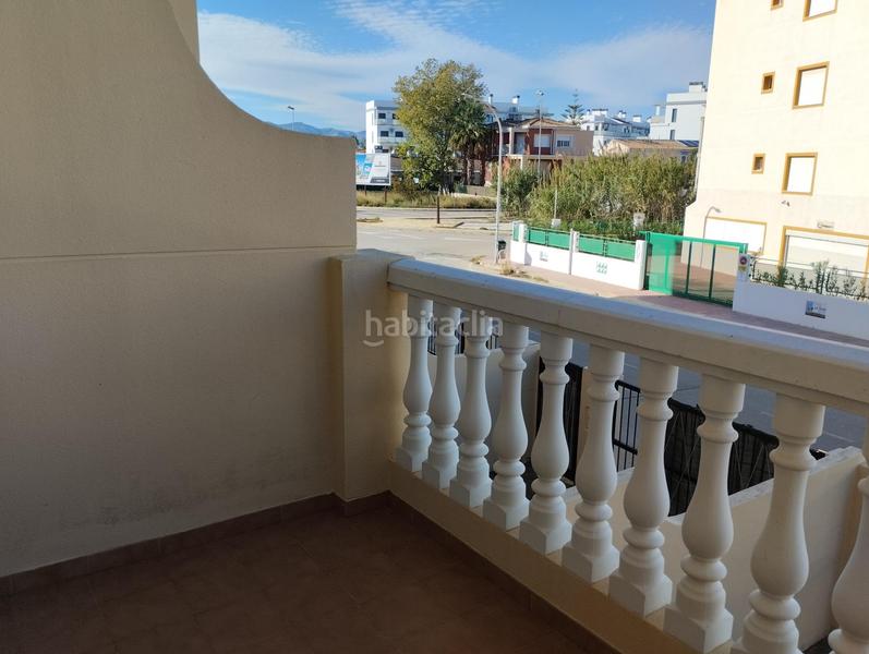 Foto fc34a90f-dd66-4e9b-a324-37918eb8f891. Casa adosada chalet adosado muy cerca de la playa en Oliva